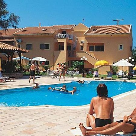 Poseidon Suites By Corfuescapes Агиос Гордиос Екстериор снимка