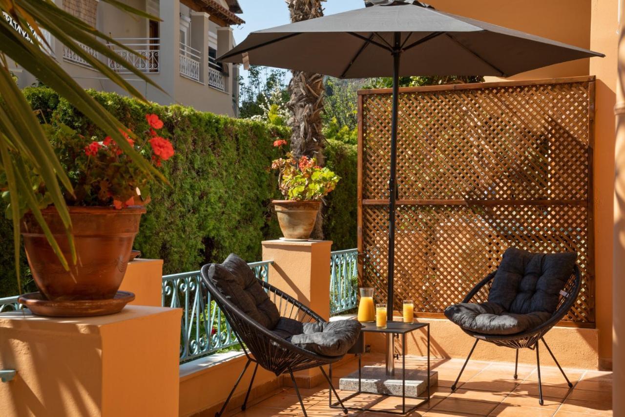 Poseidon Suites By Corfuescapes Агиос Гордиос Екстериор снимка